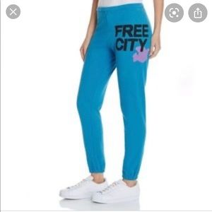 FREECITY featherweight sweatpants
